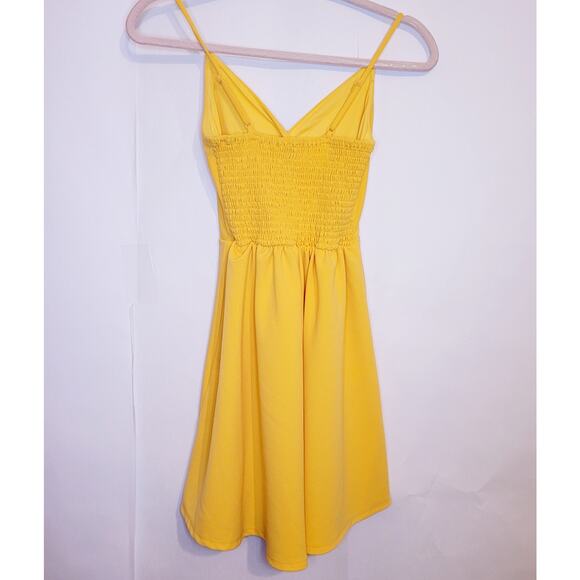 Purple Snow yellow wrap button detail sleeveless vneck smocked back dress Sz Sm - Picture 2 of 8